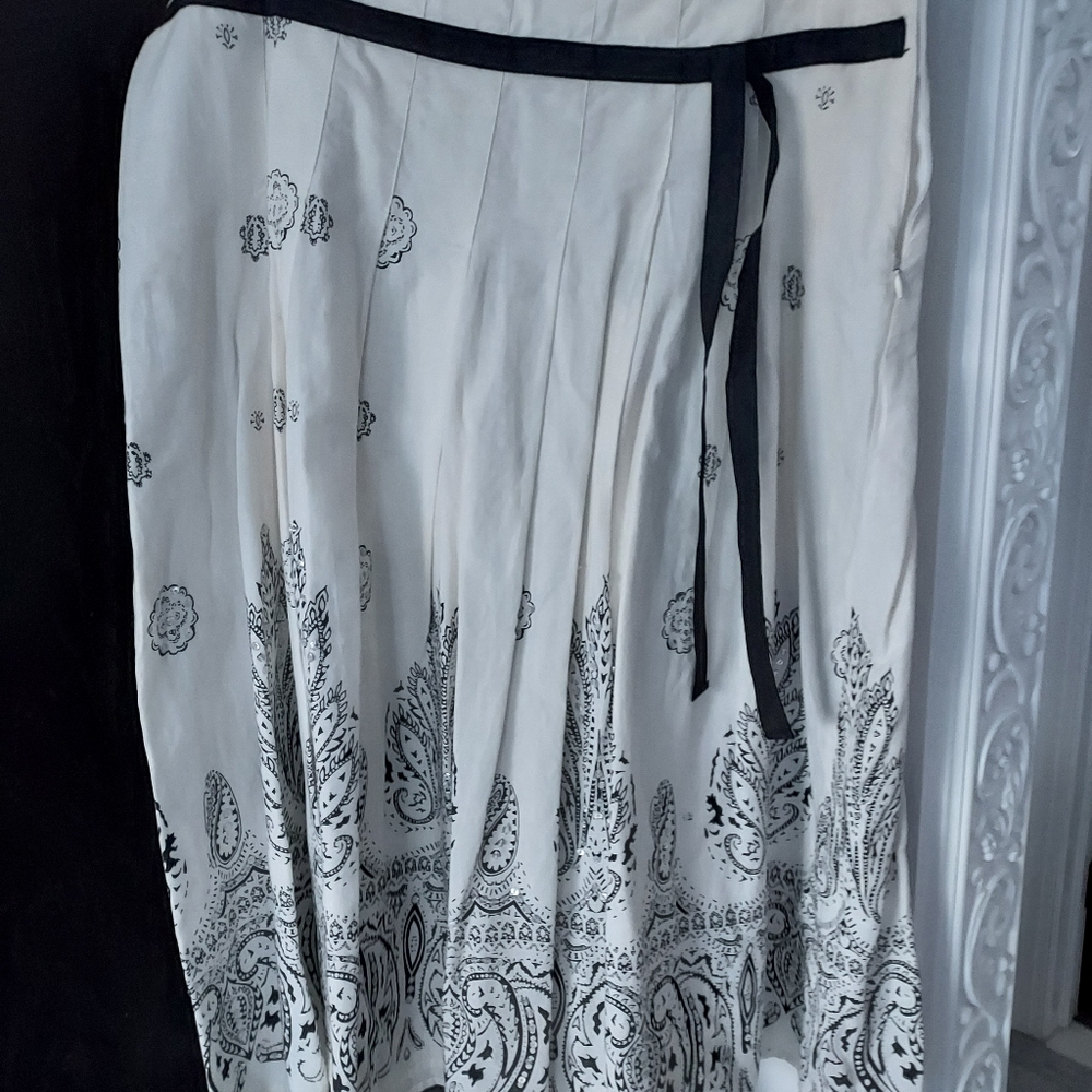 Black and White Sequin Skirt